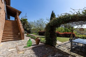Outdoor dining - Casale delle Mele - Country Villa with swimming pool (I Giorgi)