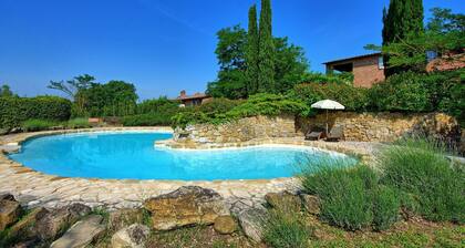 Casale delle Mele - Country Villa with swimming pool