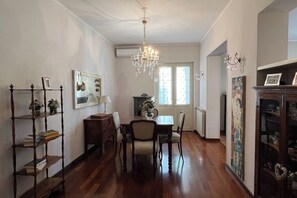 Dining - La Magnolia Apartments as at home (Arrone)