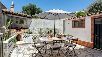 Family House, 4 Bedrooms, Non Smoking | Terrace/patio