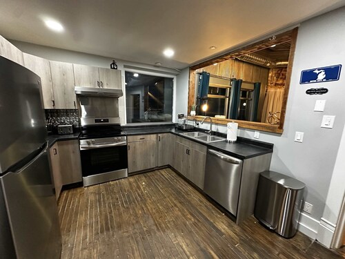 Large Condo with Views of Boyne Mountain-1 Mile from Resort!