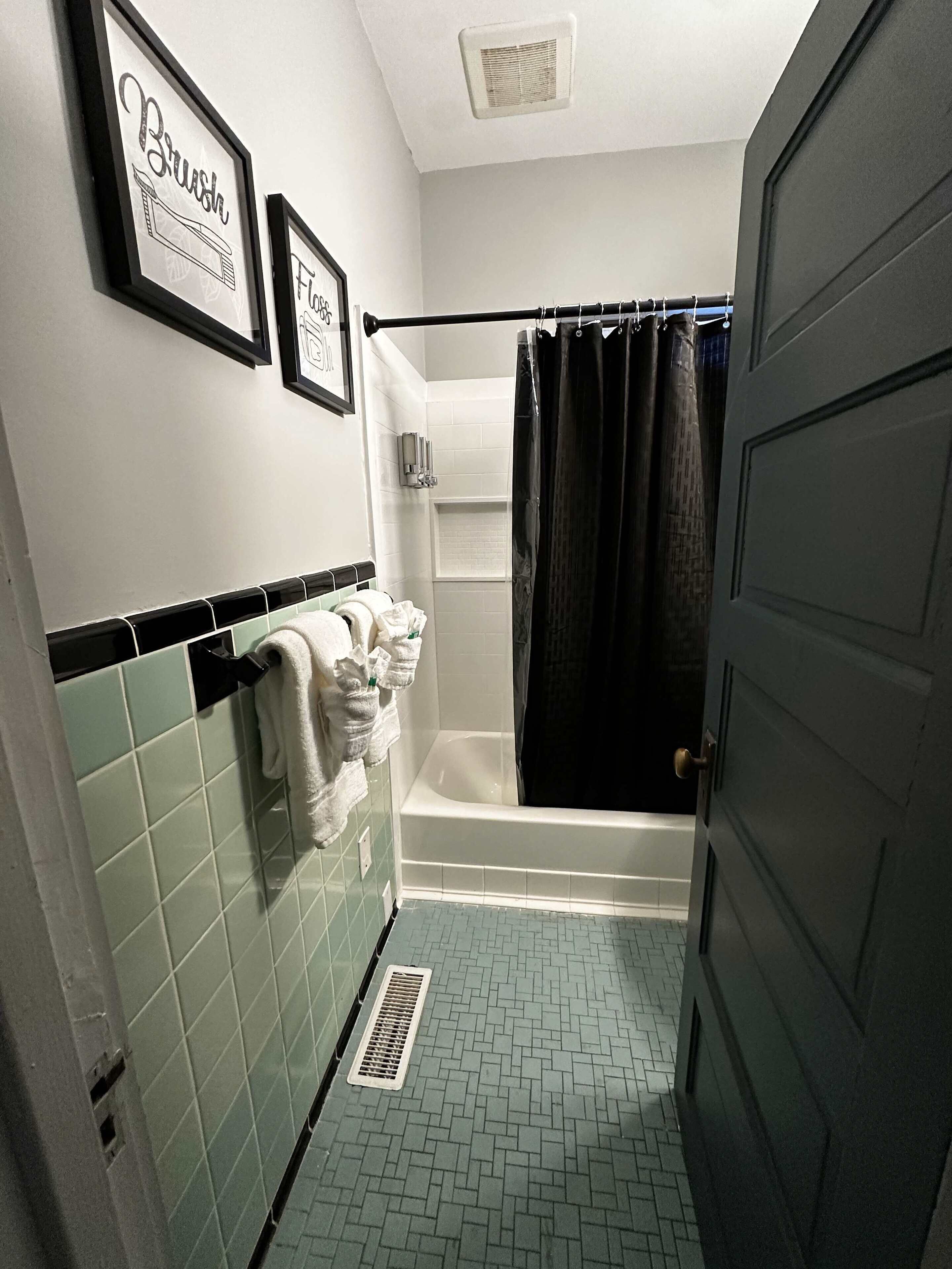 Doccia, asciugacapelli, asciugamani