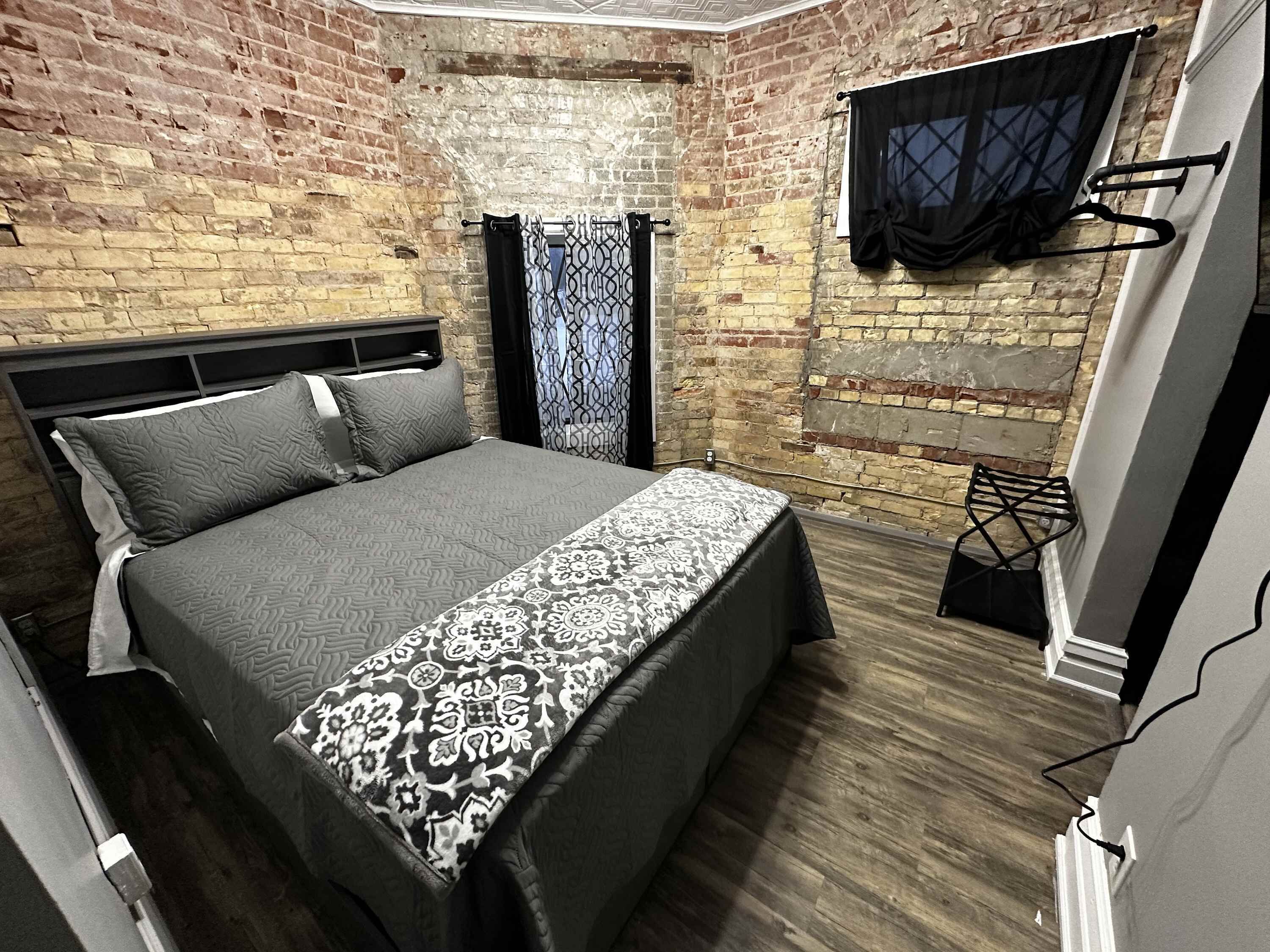 5 camere, ferro/asse da stiro, Wi-Fi, lenzuola