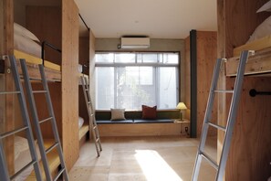 共同ドミトリー 女性限定 | WiFi (無料)