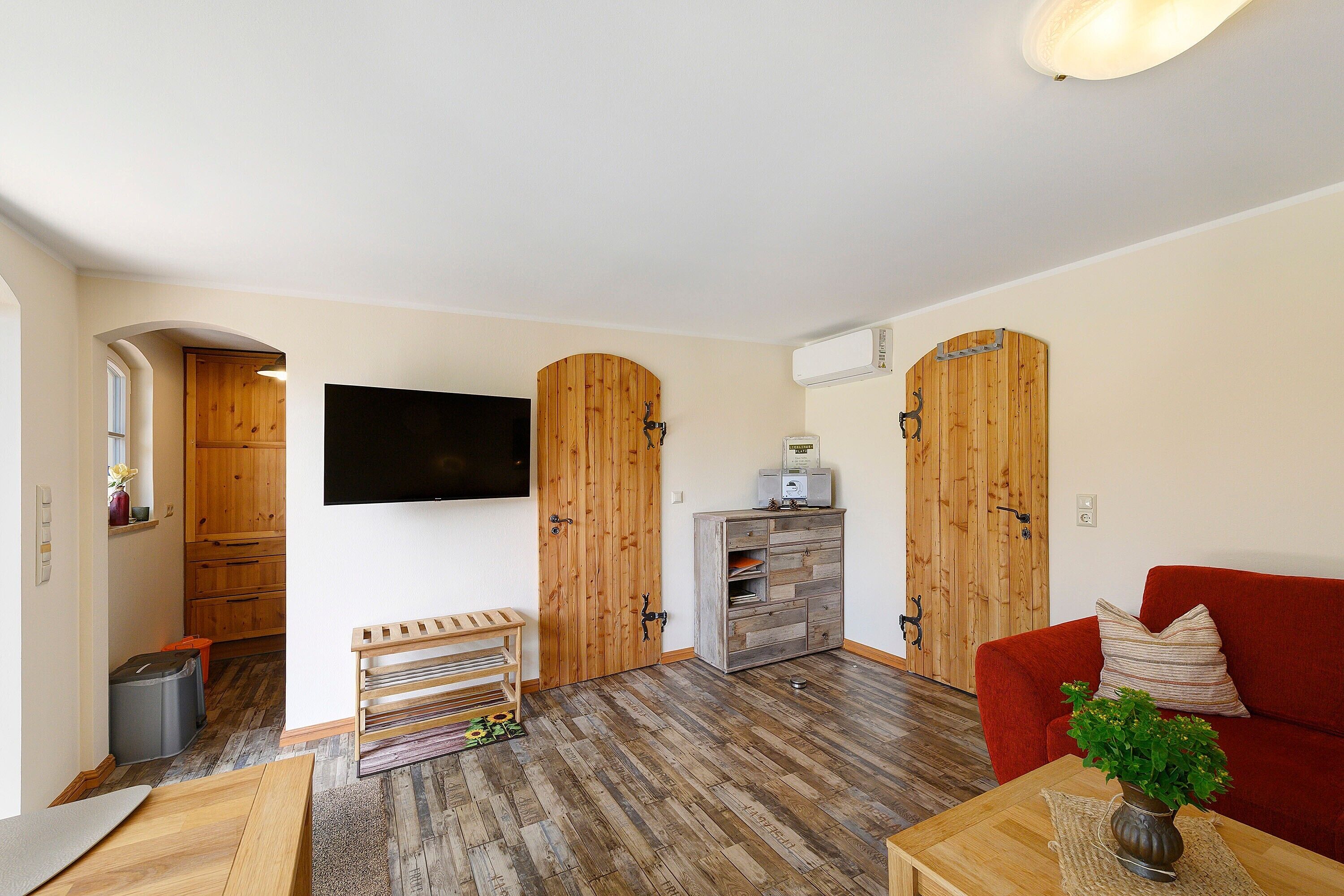 Fernseher, Kamin, Stereoanlage