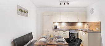 Apartment 'Ben's Auszeit Top 4' with Private Garden and Wi-Fi