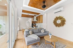 Televisión de pantalla plana