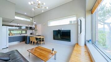 Room (Private house 35 pyeong)