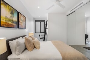3 quartos, ferros/tábuas de passar roupa, Wi-Fi, roupa de cama
