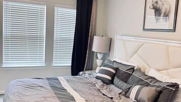 3 bedrooms, iron/ironing board, WiFi, bed sheets