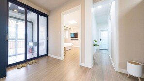 Room (HaeNa)