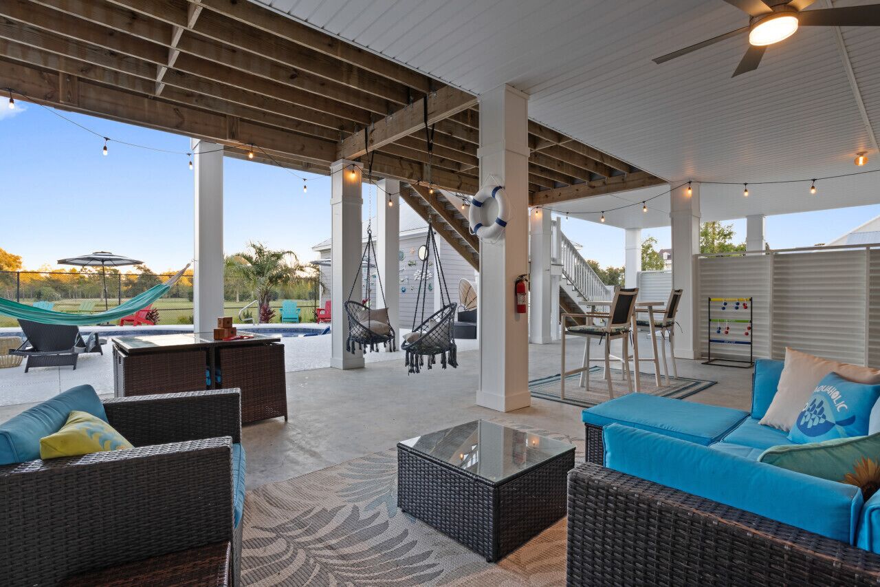 屋外ダイニングエリア