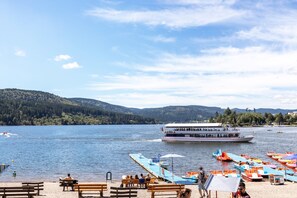 Beach nearby - Apartment '1, 46qm' with Mountain View, Shared Terrace and Wi-Fi (Schluchsee)