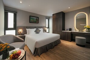 Deluxe Double Room, City View