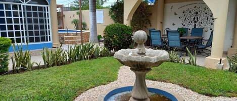 Room, 1 Bedroom, Smoking, Patio | Outdoor dining