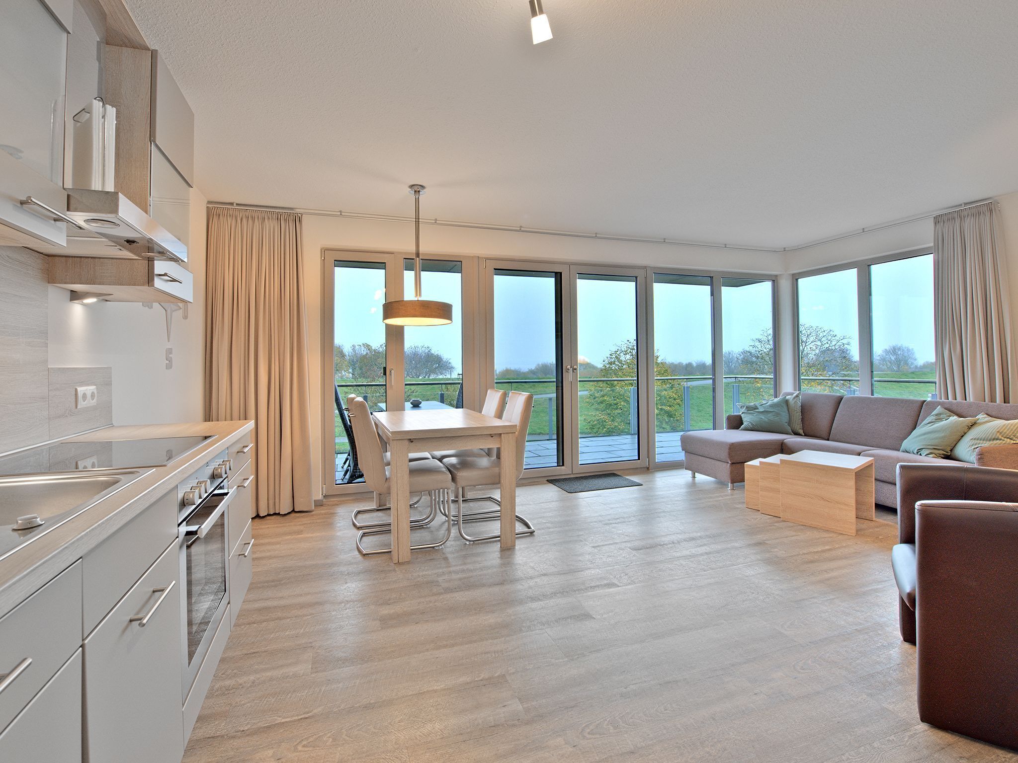 Wohn- und Essbereich