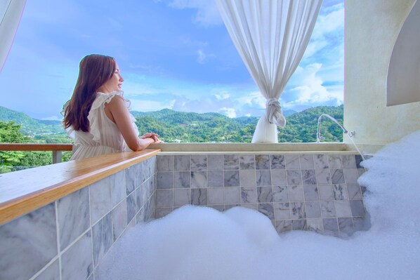 1 chambre, coffres-forts dans les chambres, bureau