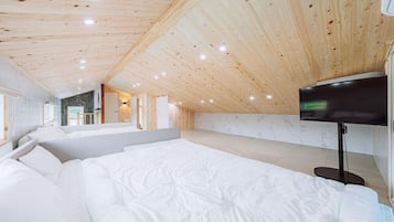 Room (private house)