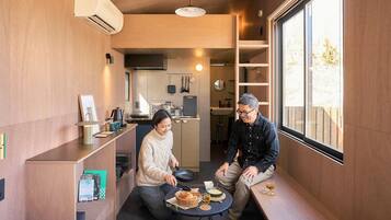 Kabin Standar, pemandangan resor | Area keluarga | Lantai berpemanas