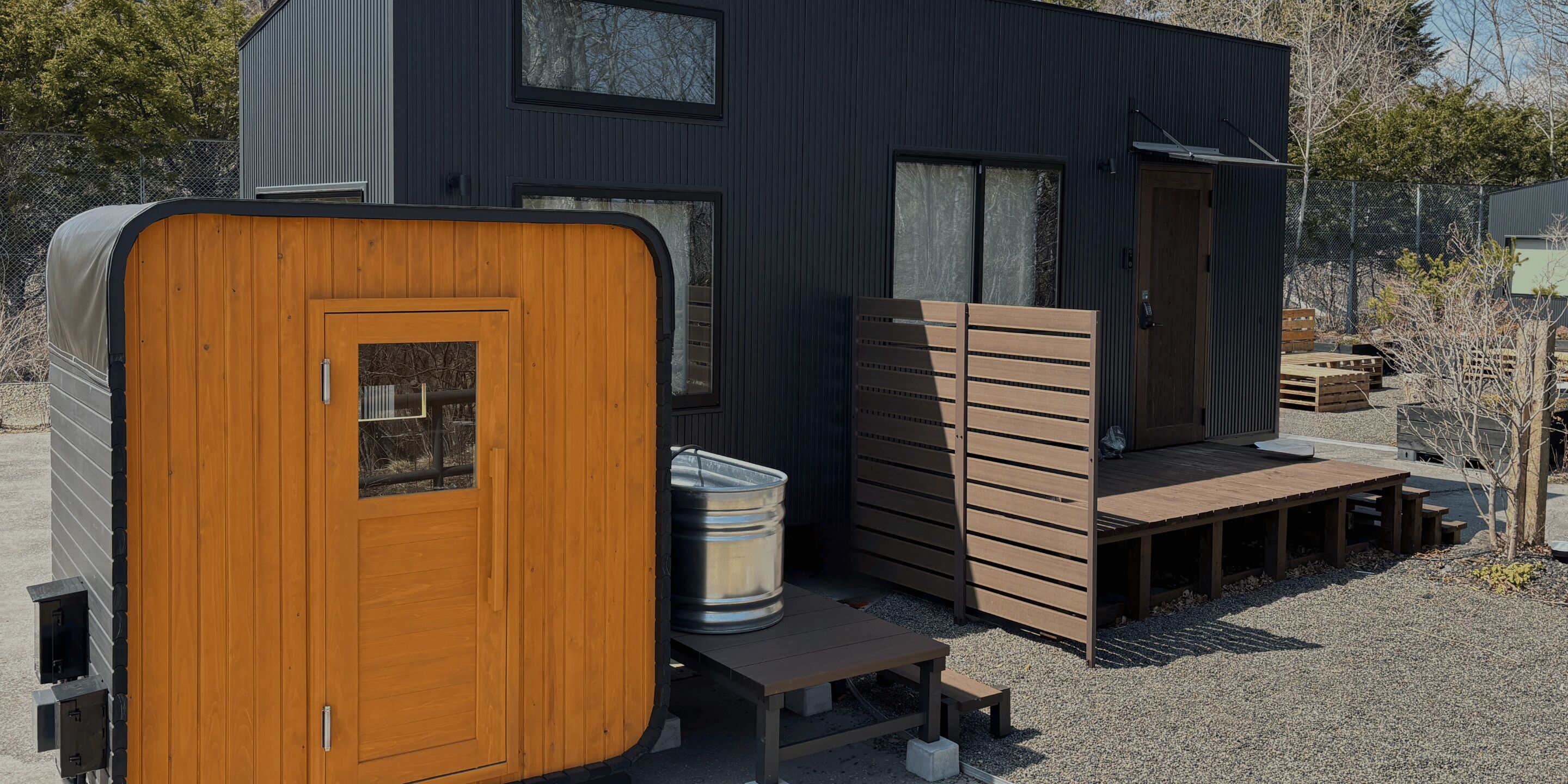 ROADIE Trailer House for 4 Guests, Non Smoking - Mobile Sauna Optional Add-on