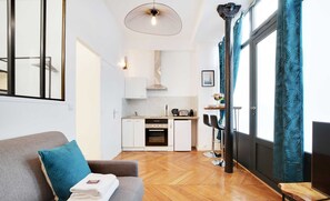 Smart TV, offices - Beautiful apartment - 1BR/4P - Near Nation (Paris)