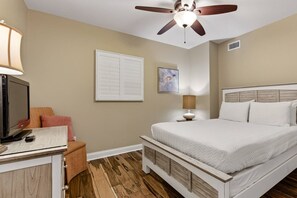 5 bedrooms, iron/ironing board, free WiFi, bed sheets