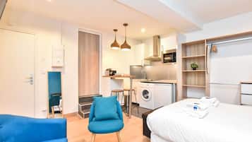 Desk, iron/ironing board, free WiFi, bed sheets