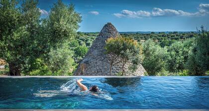 Villa Apulia private villa with private pool and splendid panoramic views.