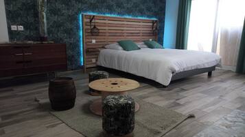 Desk, iron/ironing board, free WiFi, bed sheets