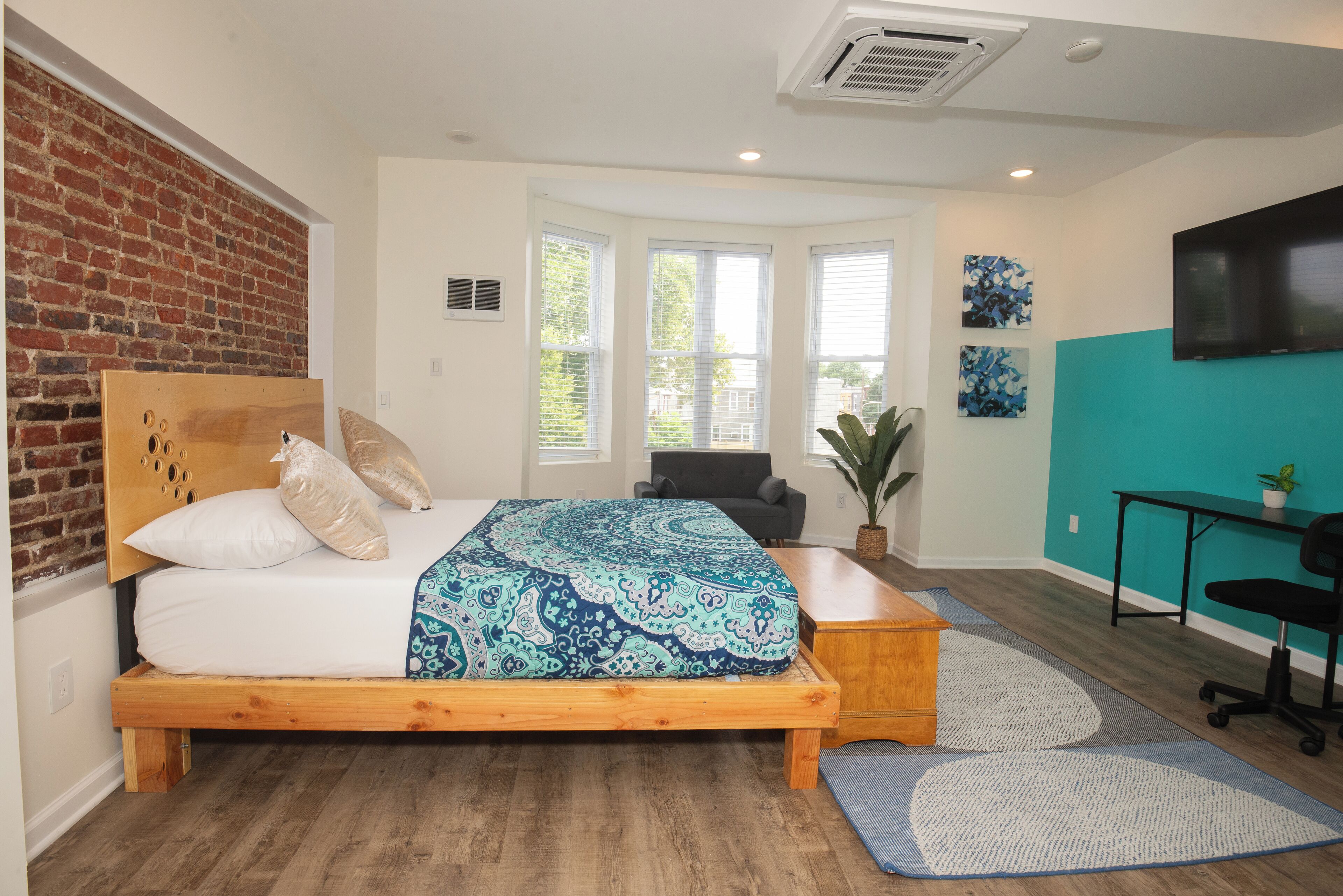 Basic Studio | Free WiFi, bed sheets