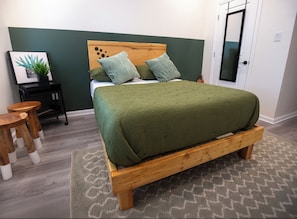 Suite estudio clásica, vista a la ciudad | Wifi gratis y ropa de cama 