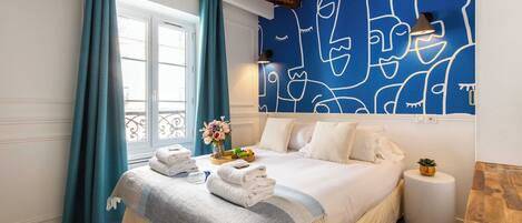 1 室のベッドルーム、アイロン / アイロン台、WiFi (無料)、ベッドシーツ