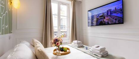 1 camera, ferro/asse da stiro, Wi-Fi gratuito, lenzuola