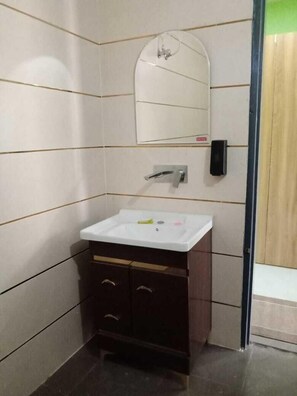 Bathroom - oshiana farm (Pehowa)