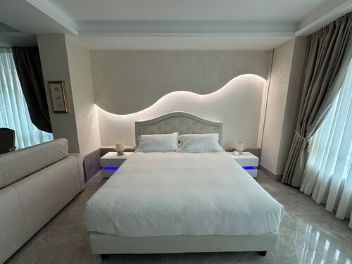 Hypnos - Luxury Suite in Pescara