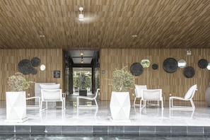 Lobby sitting area - Veranda Condo Pattaya (Pattaya)