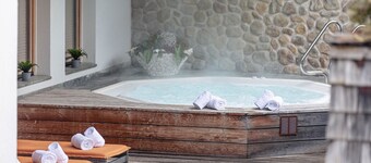 Spacious holiday home near ski area