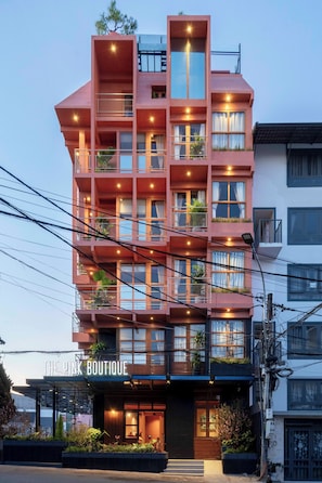 Front of property - The Pink Boutique Hotel (Da Lat)