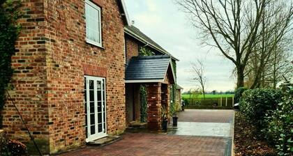 Three Farthings Bed & Breakfast, a quiet and peaceful countryside location.