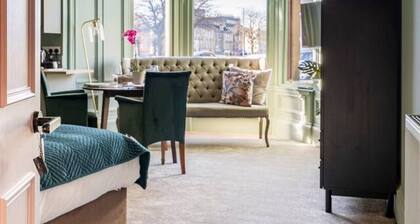 B HOME STAY- Bliss Studio for 2 Nr Glasgow Airport