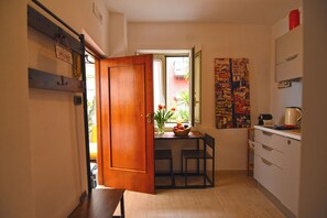 Deluxe-Apartment, Kochnische, Stadtblick | Eigene Küche