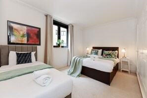 2 bedrooms, iron/ironing board, travel cot, free WiFi