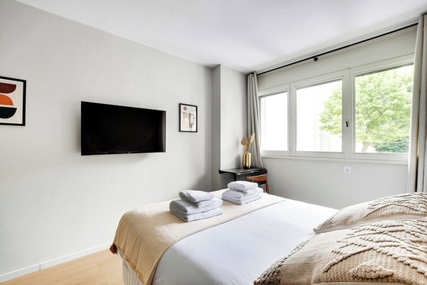 Desk, iron/ironing board, free WiFi, bed sheets