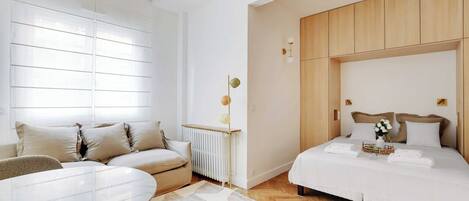 Desk, iron/ironing board, free WiFi, bed sheets