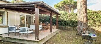 Maravillosa casa de vacaciones privada con TV, terraza, mascotas permitida y aparcamiento