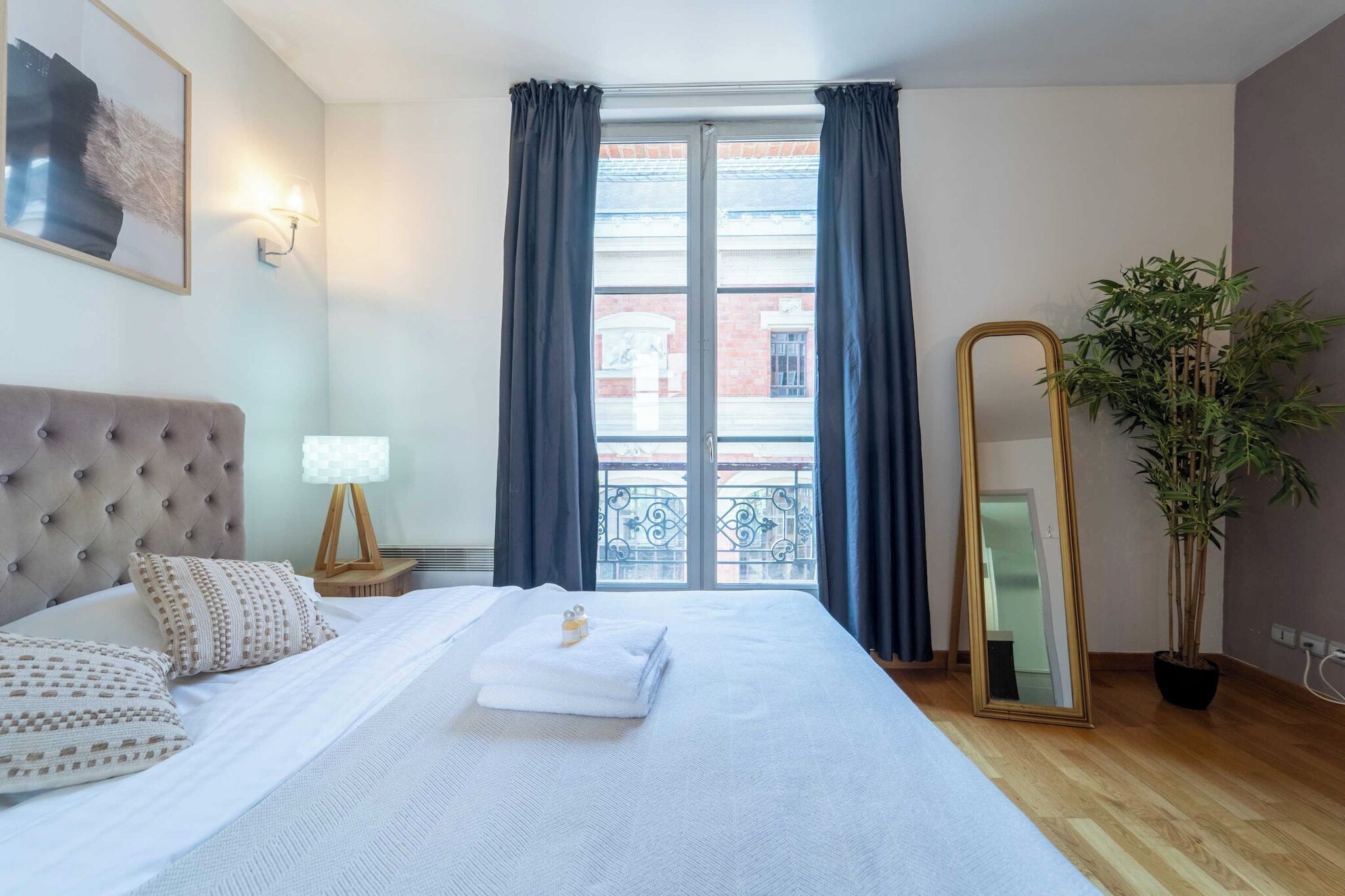 Desk, iron/ironing board, WiFi (free), bed sheets