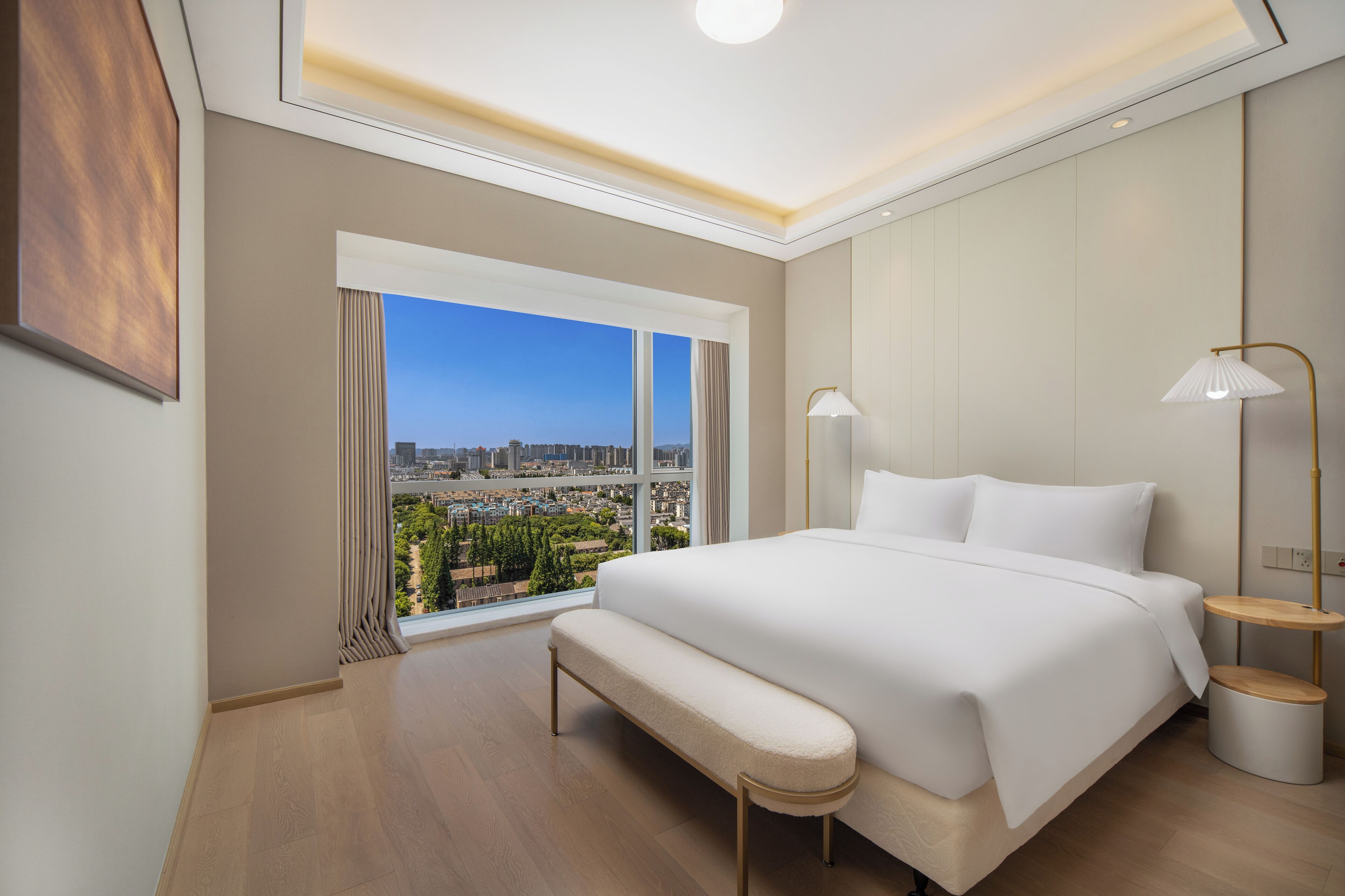 エリート スイート ベッド (複数台) 簡易キッチン シティビュー | リビング エリア | 55 インチの液晶テレビ (ケーブル放送視聴可)