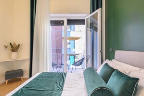 Kamar Double Comfort, pemandangan kota | Brankas, tirai kedap cahaya, dan Wi-Fi gratis