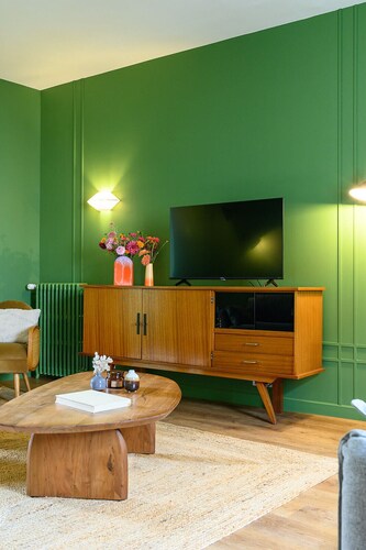 Le Clos du Petit Saint Thomas - upmarket accommodation for up to 19 people
