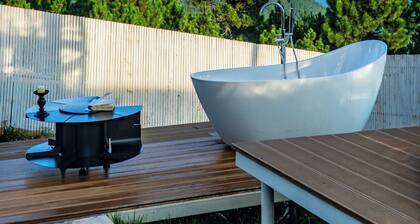 Shangri-La ManXinYu Frozen Dream Forest